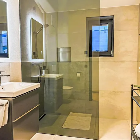 Glacier Loft Kitzsteinhorn 1 By Interhome Apartmán